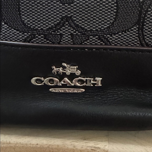 Coach Phoebe Signature black canvas and leather three-compartment Bag - Picture 5 of 16